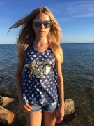 tank-Wonder-Woman-5.jpg