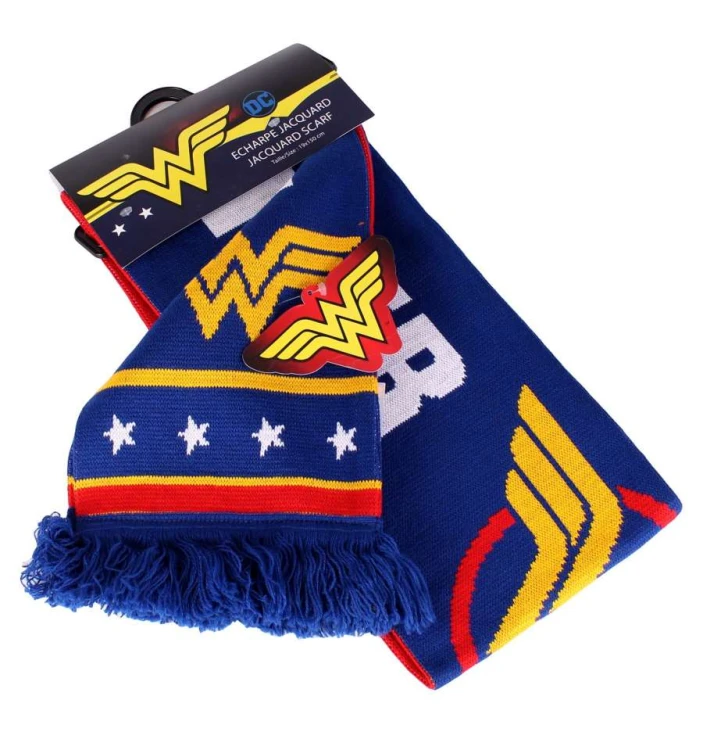szalik-Wonder-Woman-1.jpg