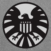 bejsbolowka-Marvel-Shield-logo-3.jpg