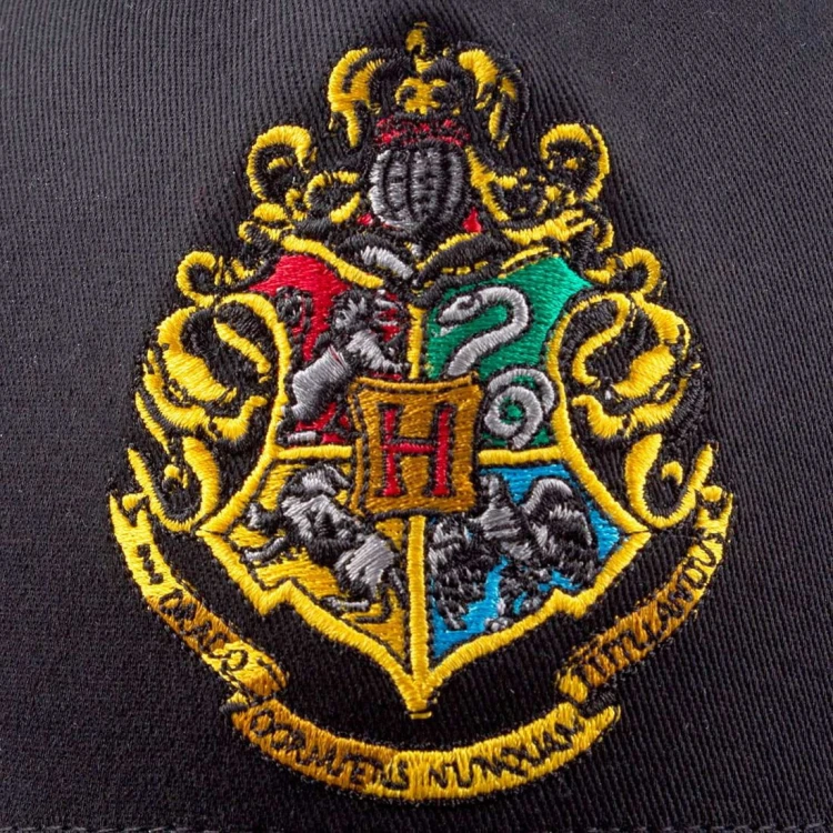 trucker-cap-Hogwarts-Harry-Potter-2.jpg