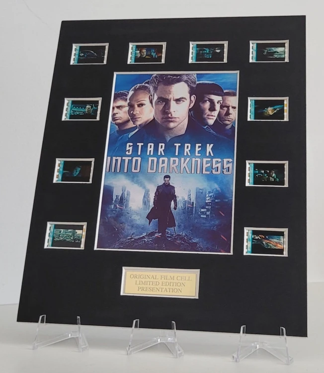 ramka-z-kliszami-filmowymi-Star-Trek-into-darkness-4.jpg