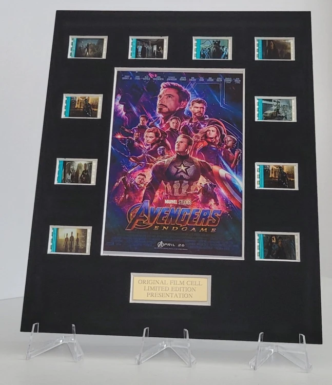 ramka-z-kliszami-filmowymi-Marvel-Avengers-End-Game-5.jpg