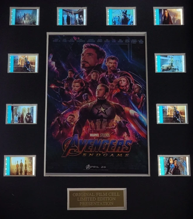 ramka-z-kliszami-filmowymi-Marvel-Avengers-End-Game-4.jpg