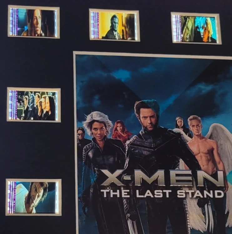 ramka-z-kliszami-filmowymi-X-Men-The-Last-Stand-2.jpg