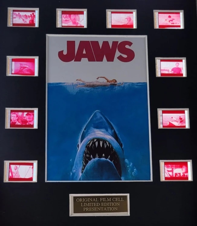 ramka-z-kliszami-filmowymi-Szczeki-Jaws-1.jpg